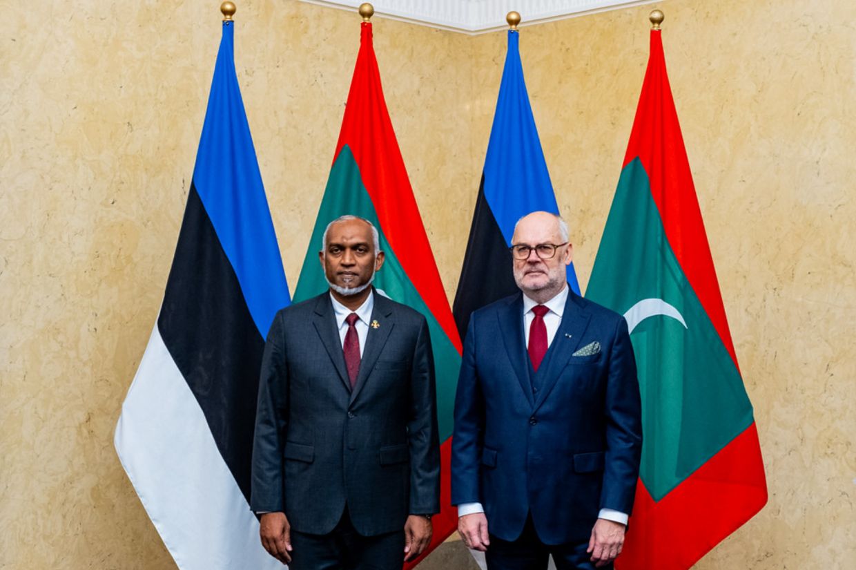 ރައީސް ޑރ. މުޙައްމަދު މުޢިއްޒުގެ ޑިޖިޓަލް ތަޞައްވުރަށް އެސްޓޯނިއާގެ ރައީސް އަލަރ ކާރިސް (ކ) ވަނީ މަރުޙަބާ ވިދާޅުވެ އެހީތެރިކަން ދެއްވާނެ ކަމަށް ވިދާޅުވެފަ.