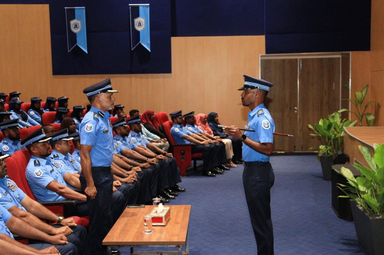 ފުލުހުންގެ ތަމްރީނު ޕޮރޮގްރާމެއް ތެރެއިން/ ފޮޓޯ: ފޮލިސް