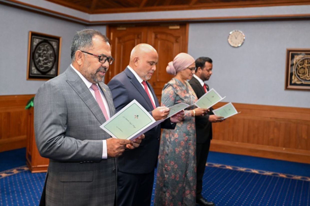 ރައީސް، ވަޒީރުންގެ މަޖިލީހަށް ގެންނެވި ބަދަލުތަކުގެ ދަށުން އައްޔަނުކުރެއްވި ހަތަރު ވަޒީރުން