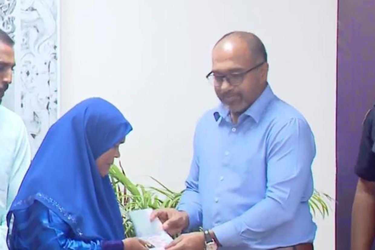 ރ. އަތޮޅުގައި އައިޑީކާޑާއި ޕާސްޕޯޓް ދޫކުރުމުގެ ޚިދުމަތް ފަށައިފި