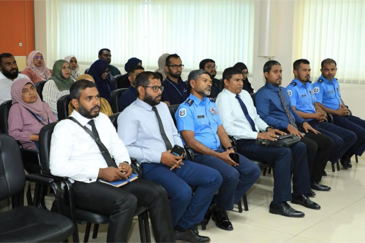ޖިނާއީ އިޖުރާއަތުގެ ގާނޫނަށް ގެނެވުނު އިސްލާހުތަކާއި ގުޅޭ ގޮތުން މަޝްވަރާކުރުމަށް ބައްދަލުވުމެއް ބާއްވައިފި