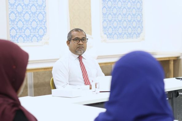 ހެލްތު މިނިސްޓަރު ޑރ. އަބްދުﷲ ހަލީލް