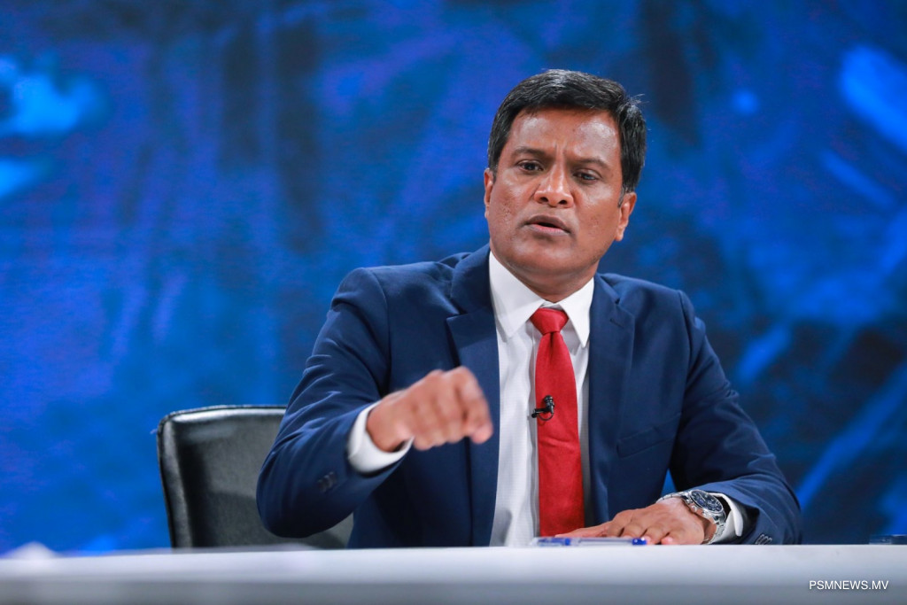 ސިޔާސީ ޕާޓީތަކުން ވަނީ އެ ޕާޓީތަކުގެ މަގުސަދާ ދުރަށް ގޮސްފައި