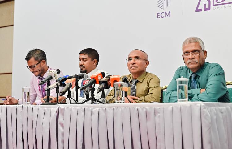 ދެ ދައުރުގައި އީސީގެ މެންބަރުކަން ކޮށްފިނަމަ އިނާޔަތާއެކު ރިޓަޔާވެވޭ އިސްލާހު އުވާލައިފި
