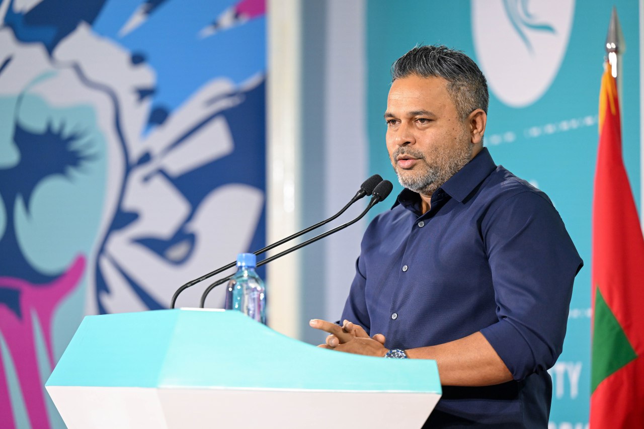 މިނިސްޓަރ އަހުމަދު ޝިޔާމް