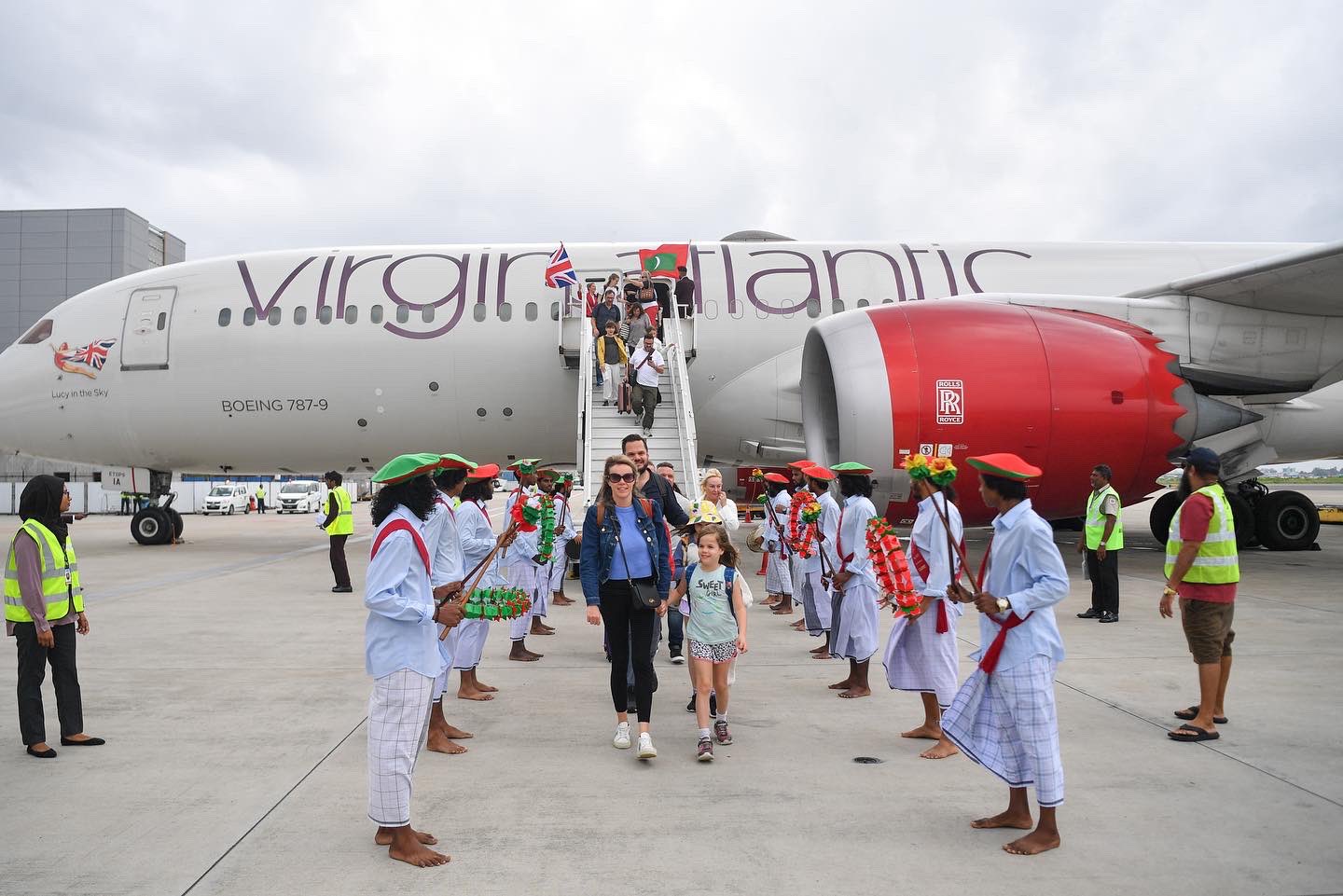ރާއްޖެ އައި ފަތުރުވެރިންގެ އަދަދު 8 ލައްކަ އަށް އަރައިފި