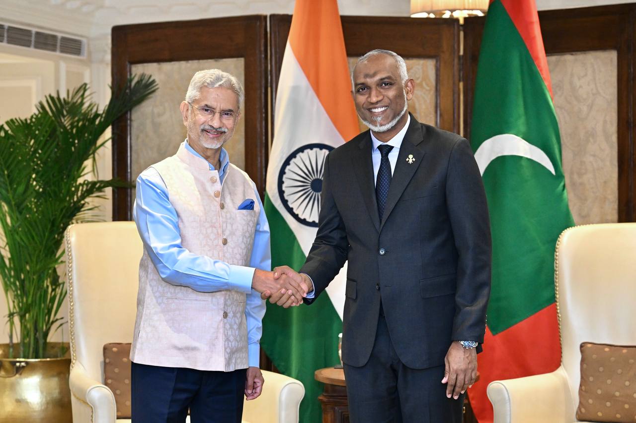 އިންޑިއާގެ އައު ސަރުކާރުގެ ޔޫނިއަން މިނިސްޓަރާ ރައީސް މުޢިއްޒު ބައްދަލުކުރައްވައިފި