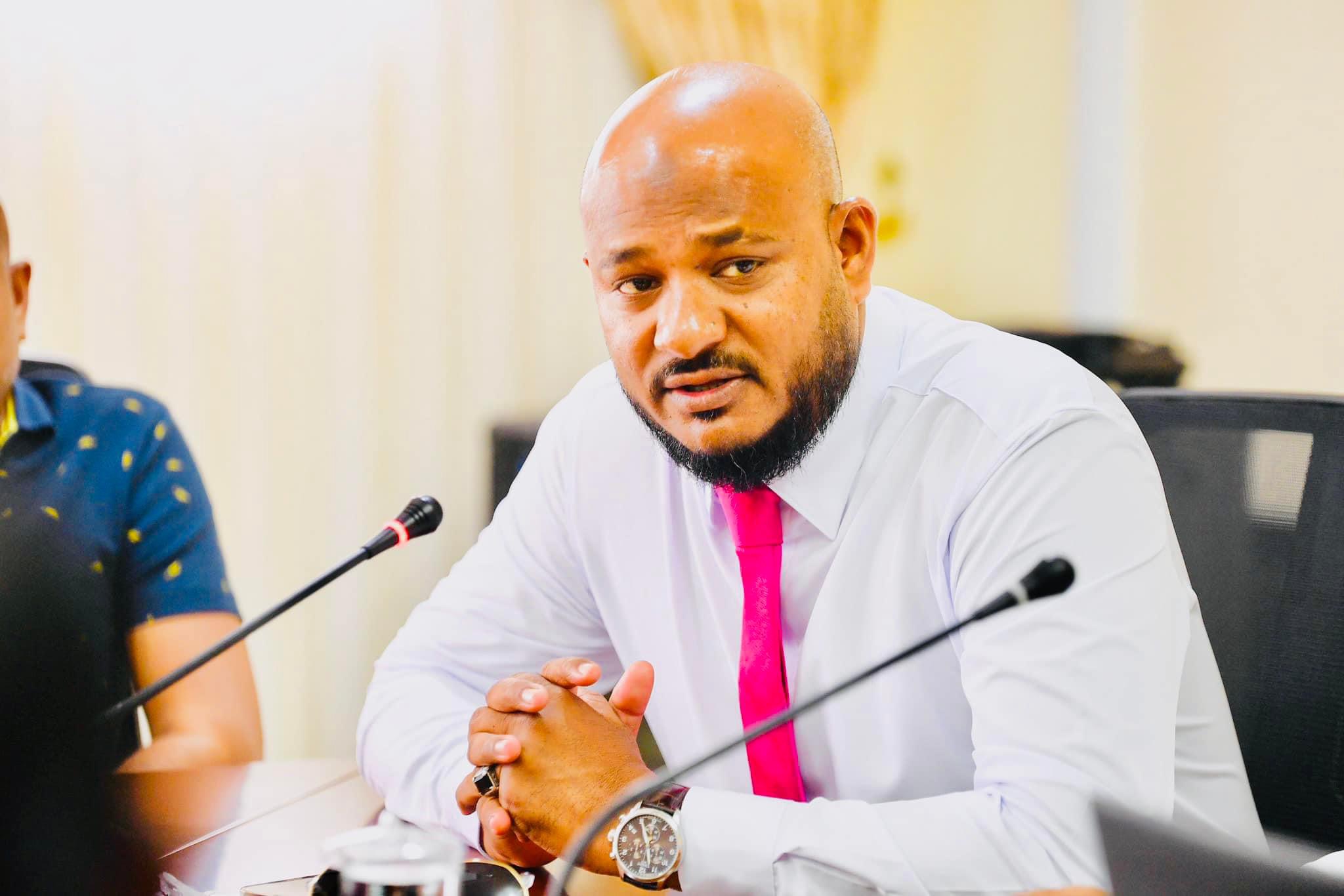 ރައްޔިތުންގެ ޖީބަށް ބުރަނުވާގޮތަށް ދައުލަތަށް އާމްދަނީ އިތުރުކުރުމަށް ރައީސް މަސައްކަތްކުރައްވާ: ޝުޖާއު