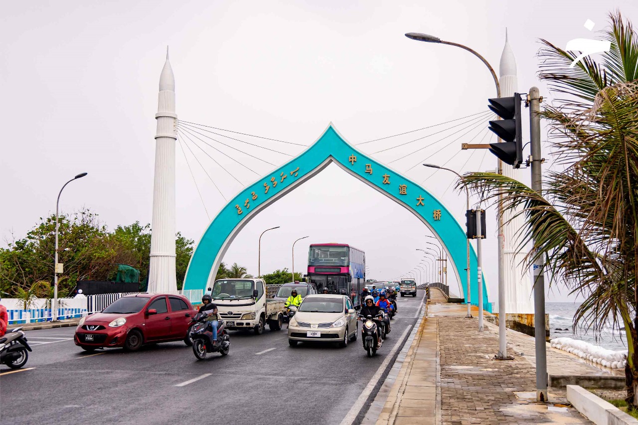 ސިނަމާލެ ބްރިޖް ޕެޓްރޯލް ކުރުމަށް ފުލުހުން ސައިކަލު ބޭނުންކުރަން ފަށައިފި