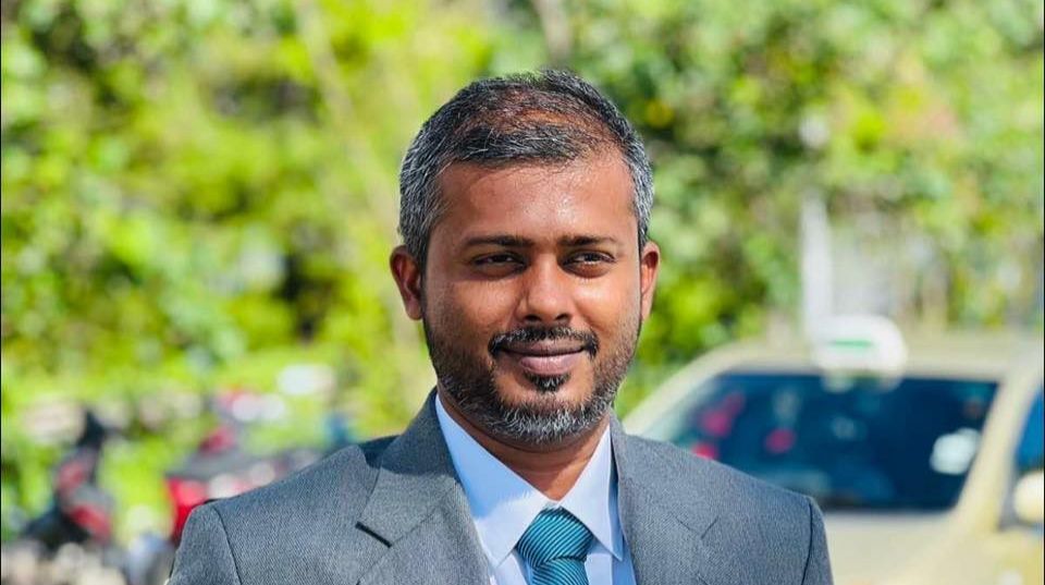 ޓްރާންސްޕޯޓްގެ ޑެޕިއުޓީ މިނިސްޓަރު ހަސަން ޒިހާން