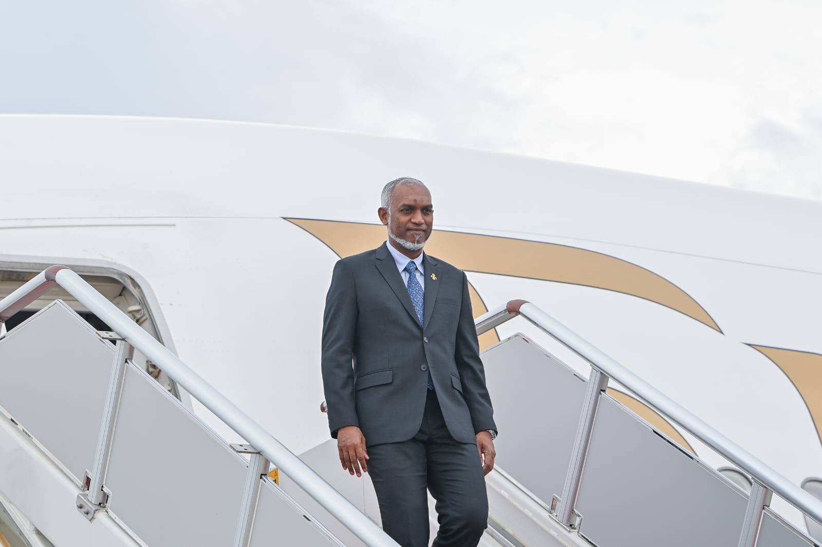 ރައީސުލްޖުމްހޫރިއްޔާ އދ. އަށް ކުރެއްވެވި ދަތުރު ނިންމަވާލެއްވުމަށްފަހު ރާއްޖެ ވަޑައިގެންނެވުން.