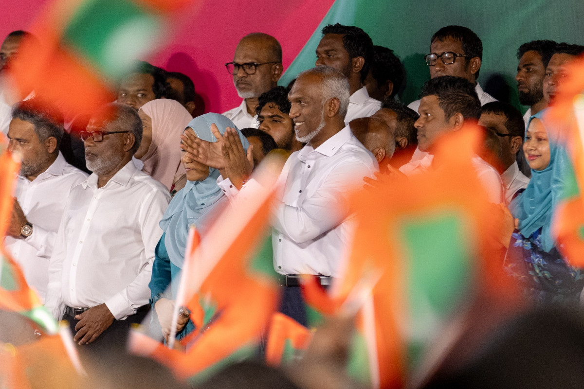 ރައީސް އާ މެމްބަރުންނަށް: އަންގާ އެއްޗެއް އަންގާނީ އަޅުގަނޑު
