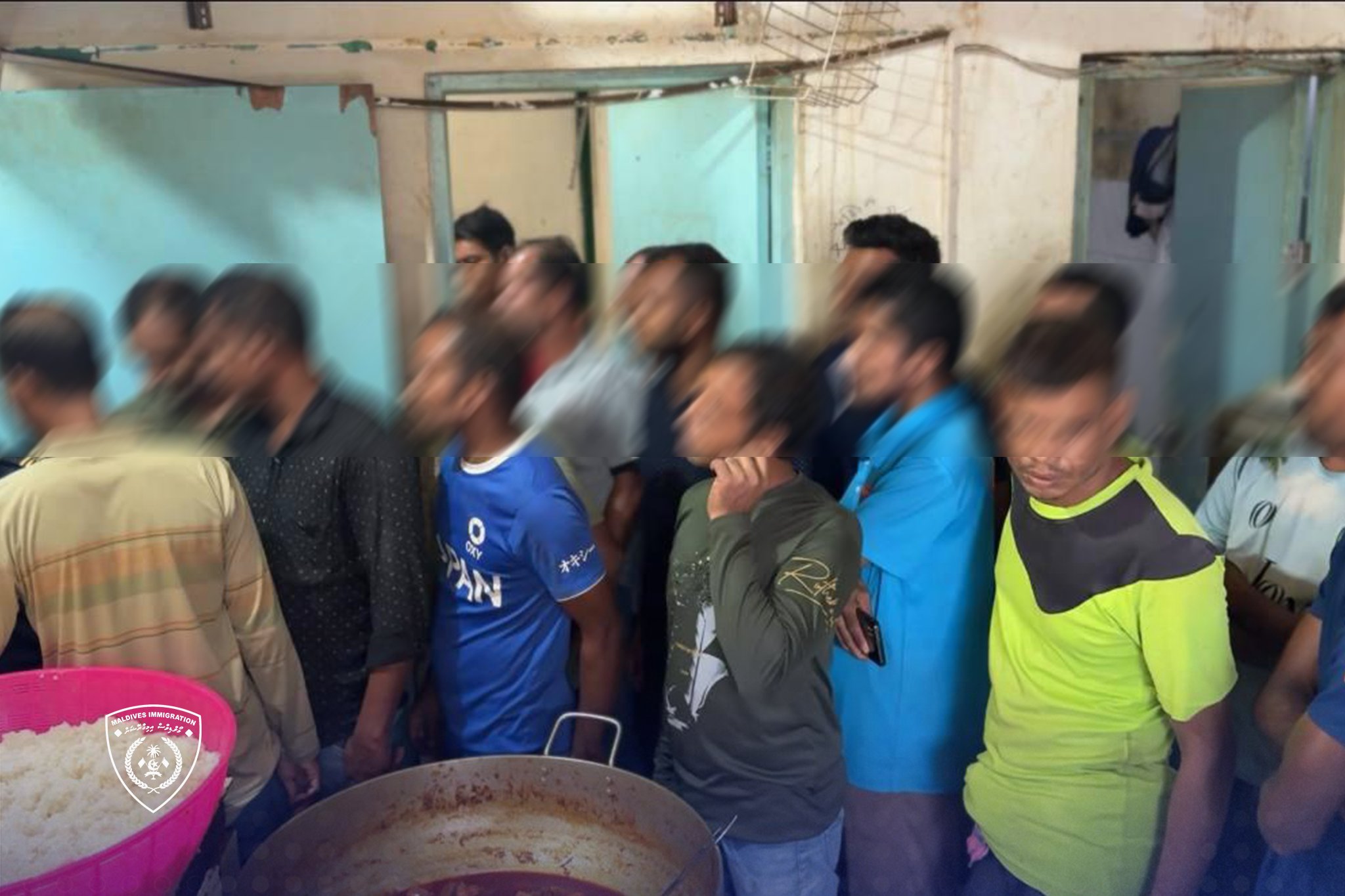 އިމިގްރޭޝަންއިން ހިންދ ރެއިޑްގެ ތެރެއން