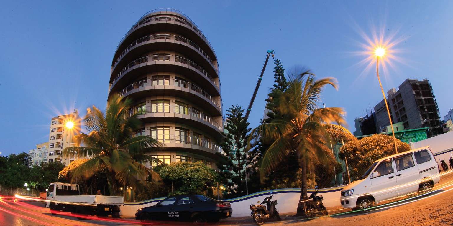 އެސްޓީއޯ ބިލްޑިންގުގެ ފޮޓޯއެއް