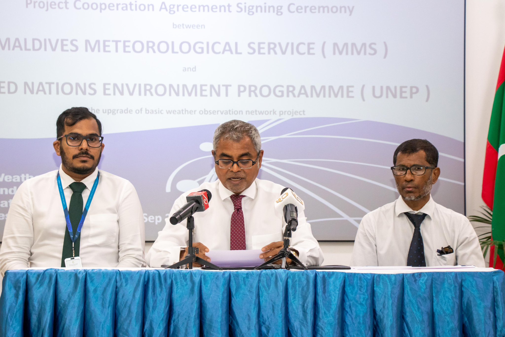 ފޮޓޯ: މޫސުމީ ބަދަލުތަކާއި ތިމާވެއްޓާއި ހަކަތައާ ބެހޭ ވުޒާރާ