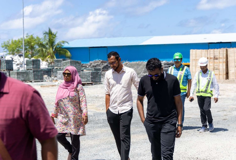 އައްޑޫގައި ތަރައްޤީކުރާ ގާމެންޓް ފެކްޓްރީއަށް އިންވެސްޓްކުރުމުގެ ފުރުޞަތު އަންނަ ހަފްތާގައި ހުޅުވާލަނީ