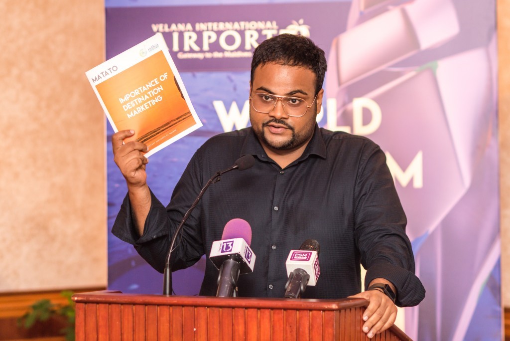 ޑޮލަރުން ޓެކްސް ނަގަން މަޓާޓޯއިން ތާޢީދުކޮށްފި