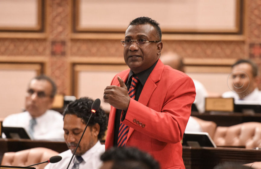 ޖާބިރު މަޖިލީހުން އިސްތިއުފާދެއްވައިފި