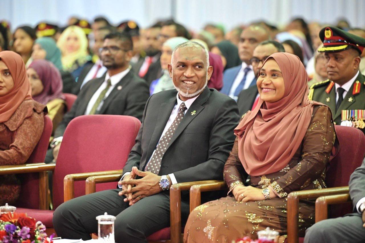 ރައީސް ޑރ.މުއިއްޒު ކެބިނެޓު ބައްދަލުވުމެއްގައި: މި ރައީސަކީ އެންމެ ހީވާގި ކެބިނެޓުގެ މާލިމީ