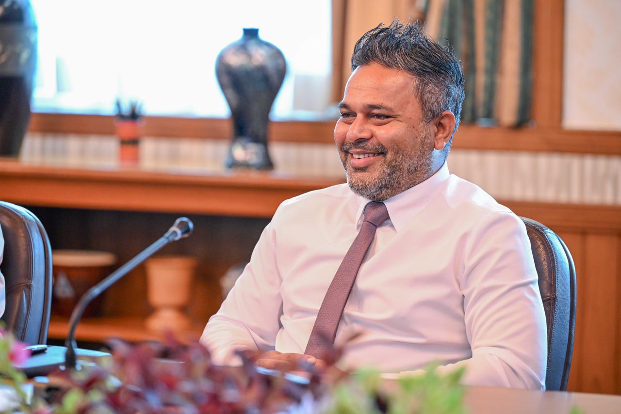 މަސްވެރިކަމާއި ކަނޑުގެ ވަޞީލަތްތަކާ ބެހޭ ވަޒީރު އަޙްމަދު ޝިޔާމް