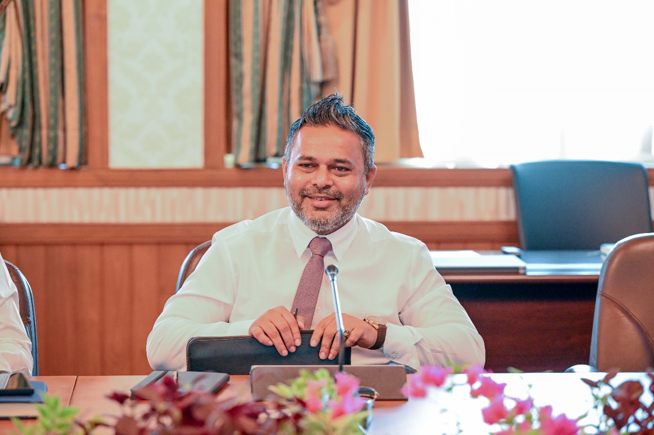 މަސްވެރިކަމާއި ކަނޑުގެ ވަސީލަތްތަކާބެހޭ ވަޒީރު އަޙްމަދު ޝިޔާމް