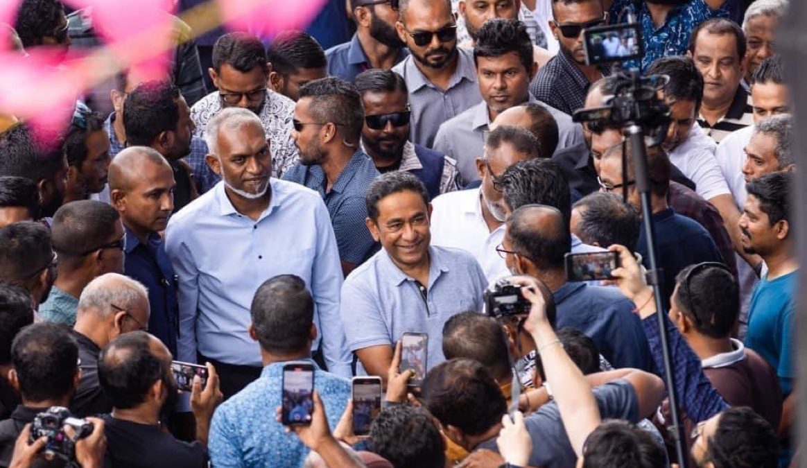 ރައީސް ޔާމީން މިނިވަންކޮށްދިނުމަށް އެދި ފޮނުވި މެސެޖުތައް ރައީސް ސޯލިހުގެ ފޯނުގައި ހުންނާނެ - ރައީސް