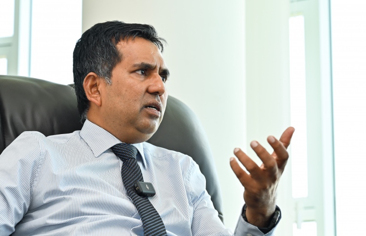 އައިޝާގެ މައްސަލައިގައި އިކޮނޮމިކް މިނިސްޓަރުގެ ބަހުގެ ހަމަލާއެއް ފައްޔާޒަށް