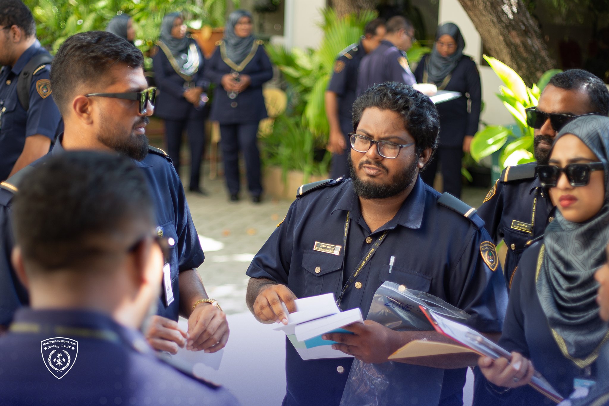 އިމގްރޭޝަންއިން ހިންގ އޮޕަރޭޝަންގެ ތެރެއިން