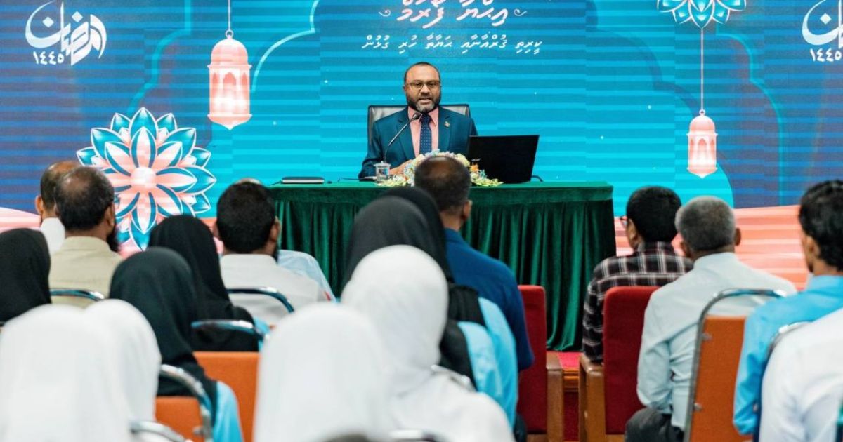 ރޯދަމަހު އިސްލާމިކް މިނިސްޓްރީން ހެދިގޮނޑުދޮށުގައި ދަރުސް ދެނީ