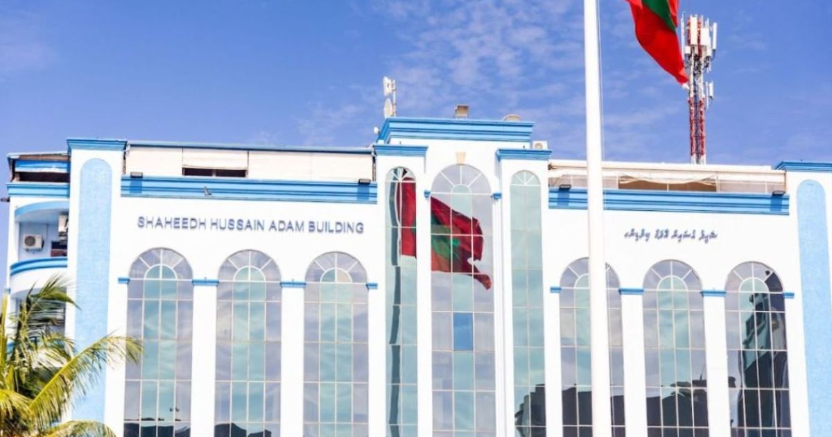 ސްޓްރޯކް ޖެހުނު މީހާގެ މައްސަލަ ރިވިއުކުރަނީ