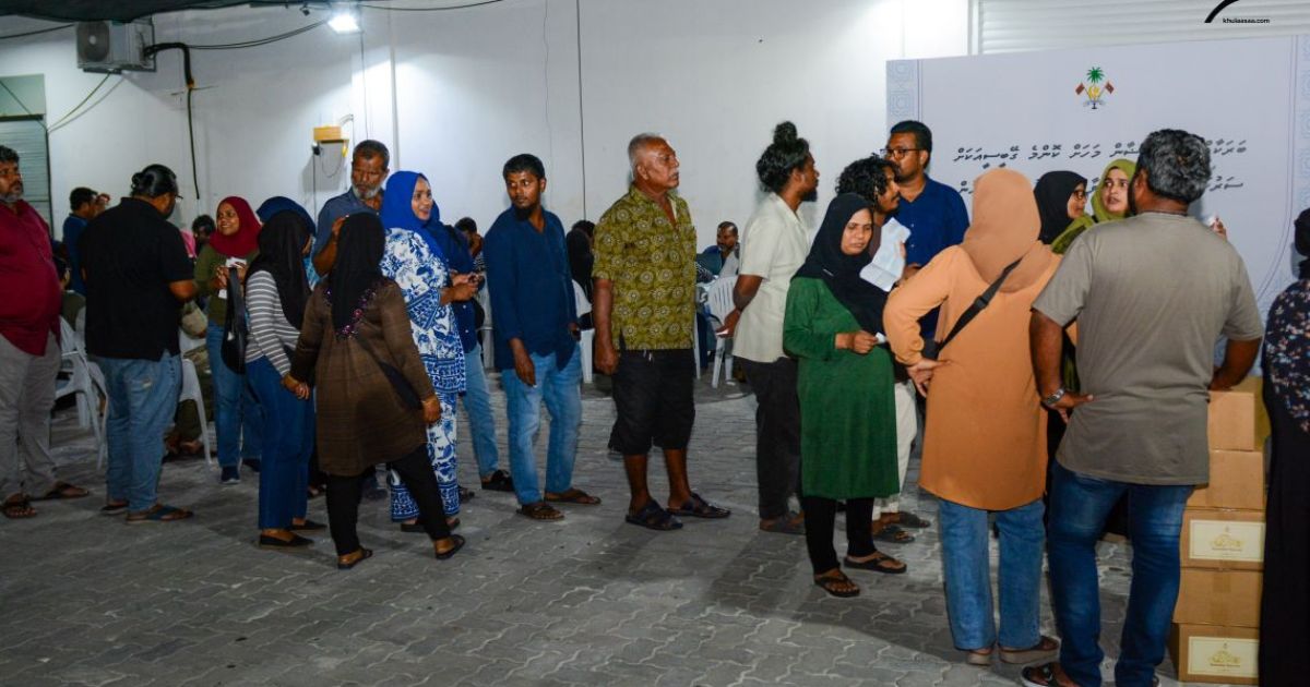 މަސްދަޅު ކޭސް ހޯދުމަށް ގިނަ ބަޔަކު ކިއޫތަކަށް