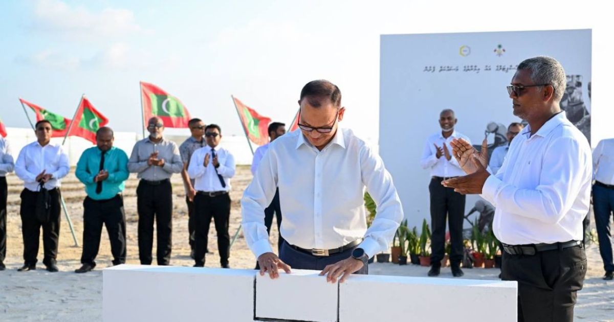 ދ.އަތޮޅު ހޮސްޕިޓަލުގެ އައު ޢިމާރާތުގެ ބިންގާ އަޅައިފި