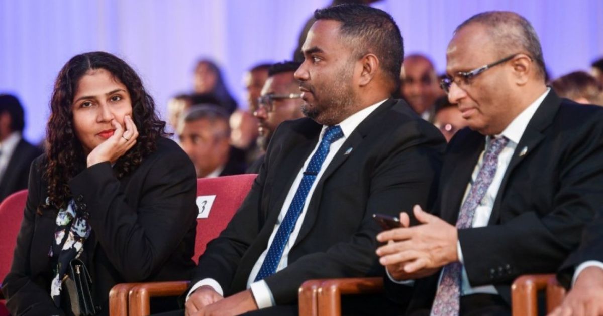 ސުޕްރީމް ކޯޓުގެ ތިން ފަނޑިޔާރުން ސަސްޕެންޑް