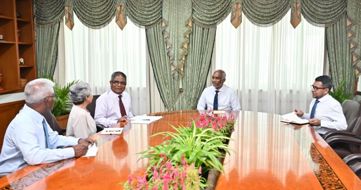 ރައީސް، ދިވެހިރާއްޖޭގެ އިސްރަށްވެހިންގެ ޖަމުޢިއްޔާއާ ބައްދަލުކުރައްވައިފި