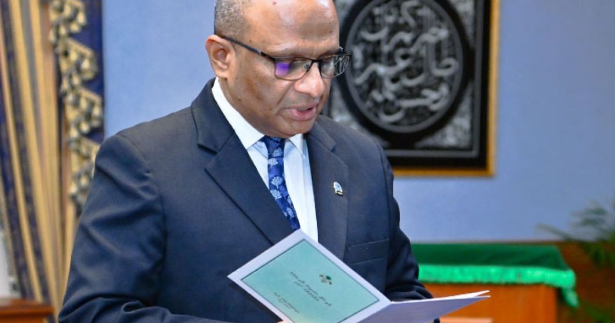 ސުޢޫދު އިސްތިއުފާ ދެއްވީ ކޮރަޕްޝަން މައްސަލަ ބަލަންފެށުމުން