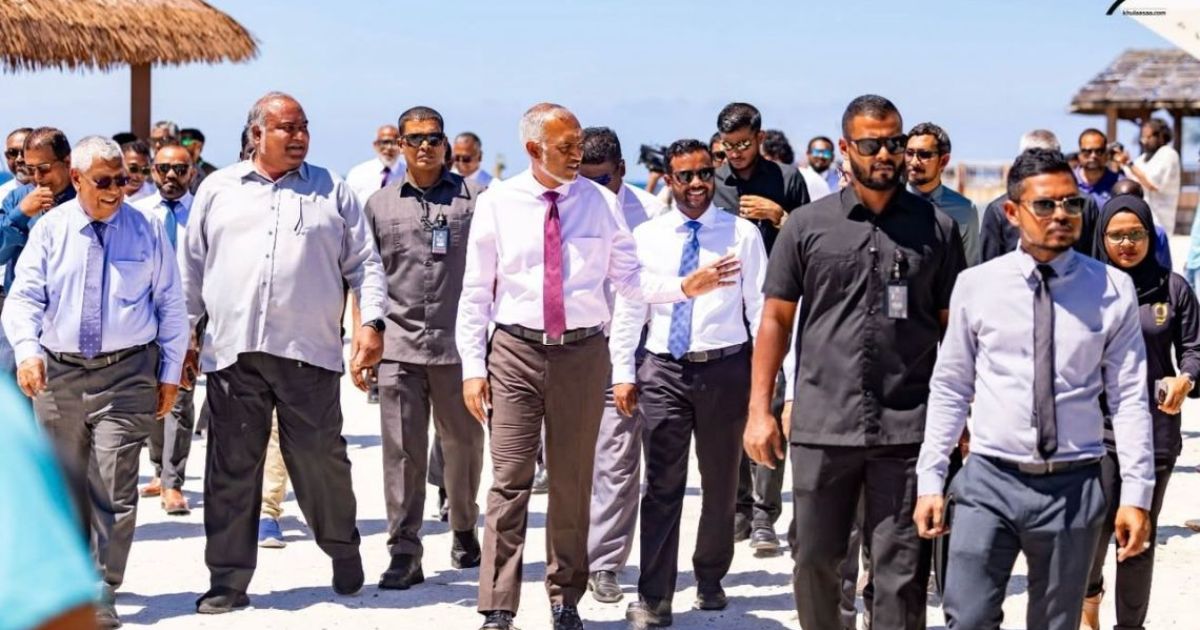 ރައީސް ރަސްފަންނަށް ޒިޔާރަތްކުރައްވައި، އެތަނުގެ މަސައްކަތްތައް ބައްލަވާލައްވައިފި
