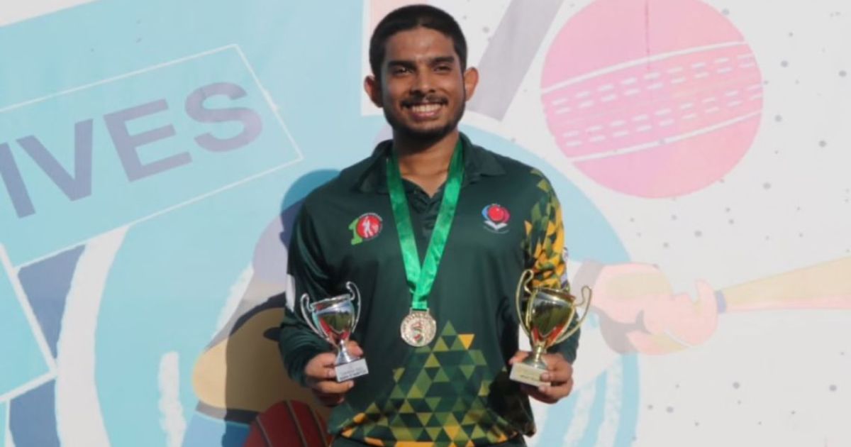 އެންމެ މޮޅު ކްރިކެޓް ކުޅުންތެރިޔަކަށް އަޒްޔާން