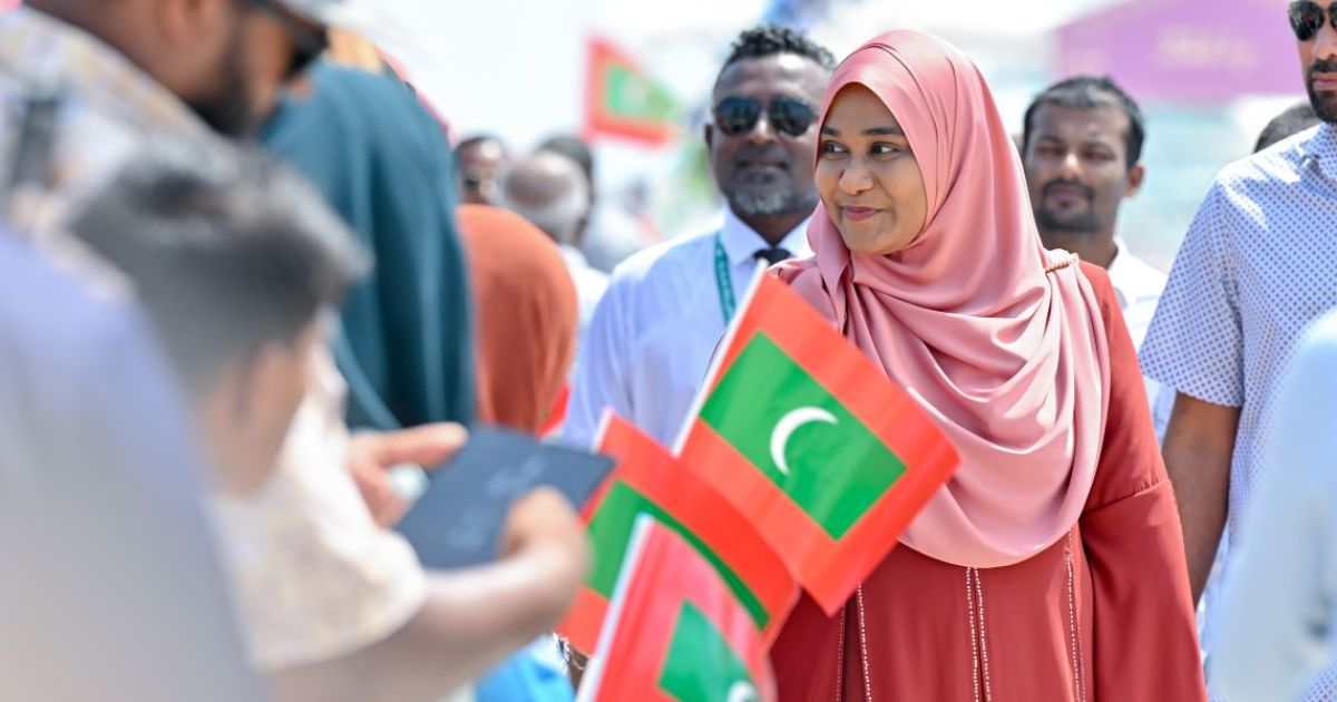 ރައީސްގެ ދަރިކަލުން އެއްވެސް އިރެއްގައި ދުންފަތުގެ އިސްތިޢުމާލުނުކުރޭ
