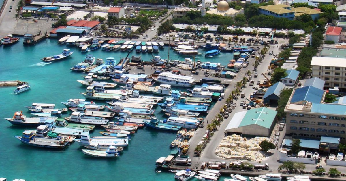 ދޯނީގައި ފަޅުވެރިން ތިބުން ލާޒިމް ކޮށްފި