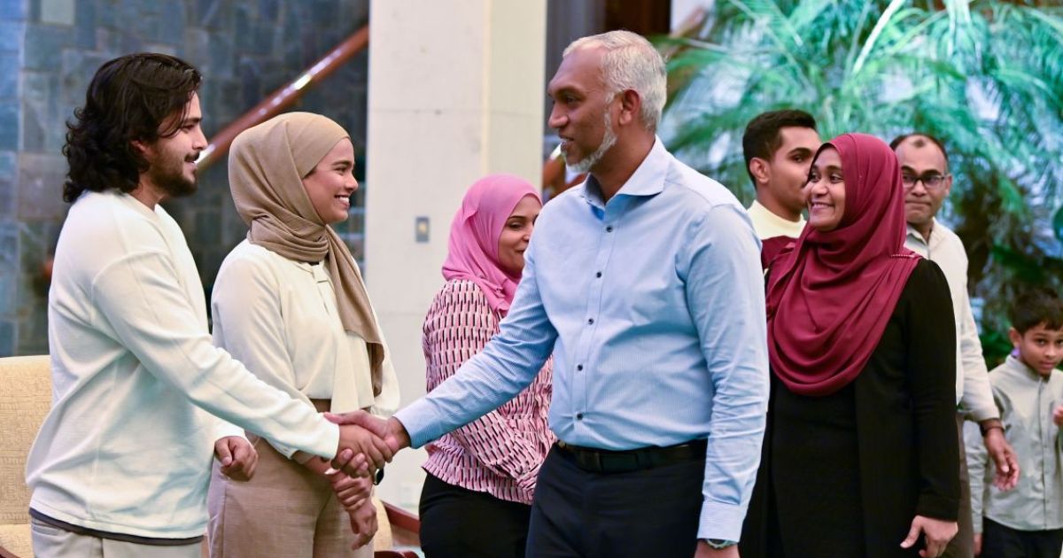 ރައީސްގެ ނިންމެވުމަށް އިލްމުވެރިންގެ ތައުރީފް އޮހެނީ