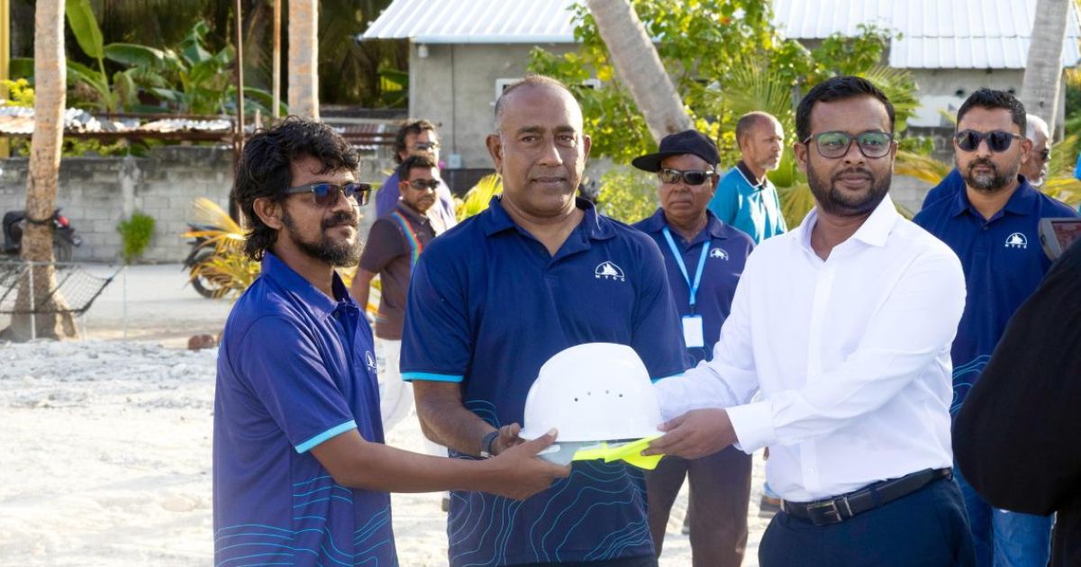 ފިޔޯރީގެ ބަނދަރު ތަރައްޤީކުރުމުގެ ޢަމަލީ މަސައްކަތް ފަށައިފި