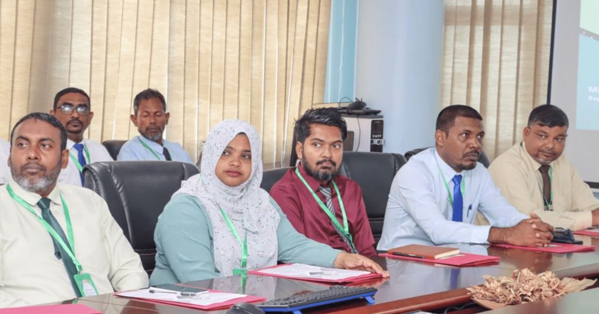 ޓީޗަރުންގެ ސިލަބަސް އޮރިއެންޓޭޝަން ތަމްރީން ޕްރޮގްރާމް ފަށައިފި