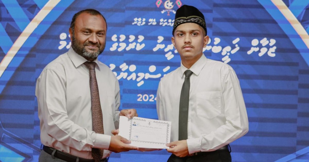 ޚަޠީބުން ތަމްރީނުކުރުމުގެ ތިންވަނަ ބުރުގައި ބައިވެރިވުމުގެ ފުރުސަތު
