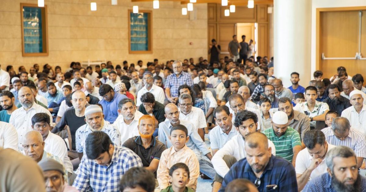 "މުދަލުގެ ޙައްޤަކީ އެ މުދަލުން ޒަކާތް ދިނުން"