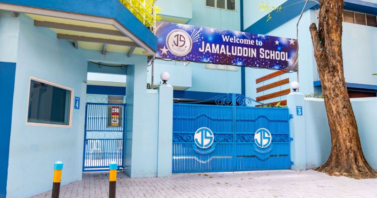 000 އަށްވުރެ ގިނަ ދަރިވަރުންނާއެކު އޯލެވެލް ފަށައިފި