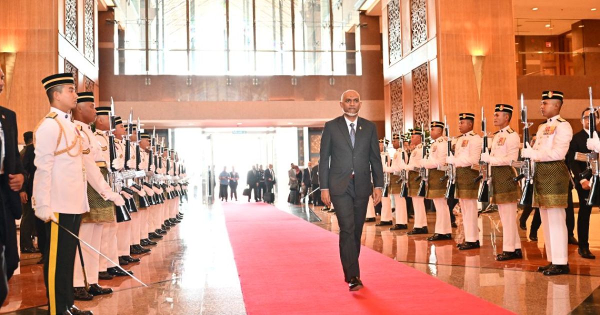 ރައީސް މުއިއްޒަށް މެލޭޝިއާއިން ހޫނު މަރުހަބާއެއް ކިޔައިފި