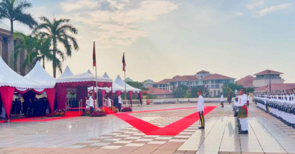 ރައީސް އަށް މެލޭޝިއާއިން ރަސްމީކޮށް މަރުޙަބާ ދަންނަވައިފި