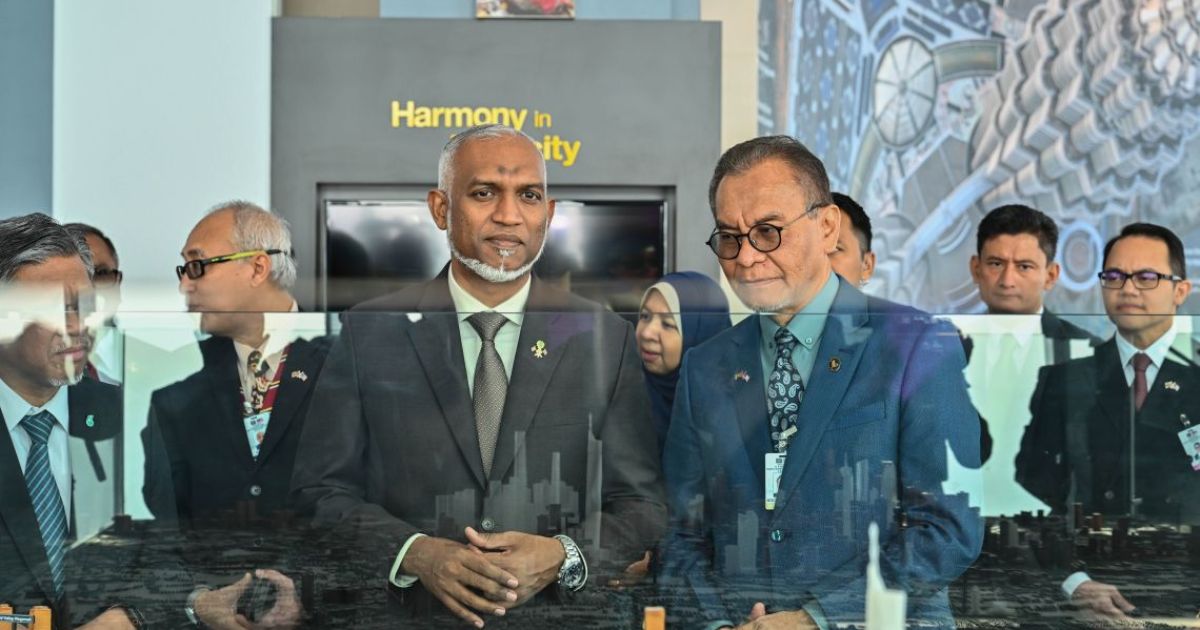މެލޭޝިއާގެ ޓްވިން ޓަވަރސް އަށް ރައީސް ޒިޔާރަތްކުރައްވައިފި