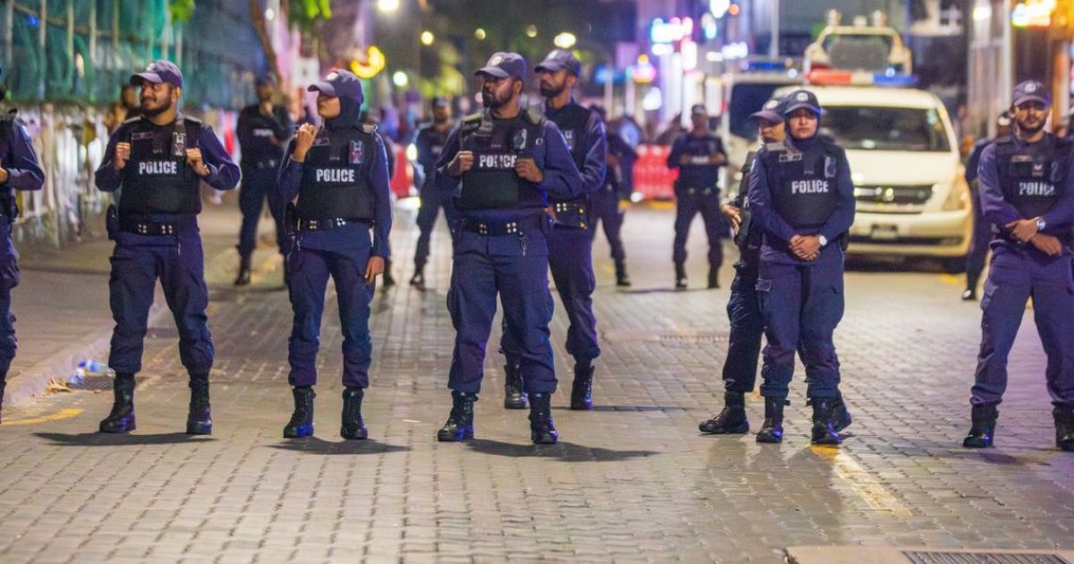 ފުލުހަކަށް ހަމަލާދީ ވާޖިބަށް ހުރަސްއެޅި ބަޔަކު ހައްޔަރުކޮށްފި