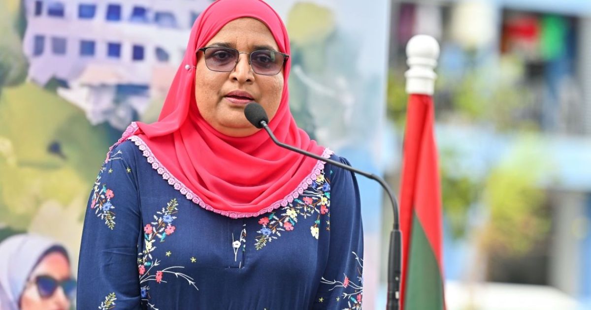 ރައީސްގެ ދަރިކަނބަލުންގެ ނަމުގައި ފޭކު މެސެޖެއް ދައުރުކުރަނީ